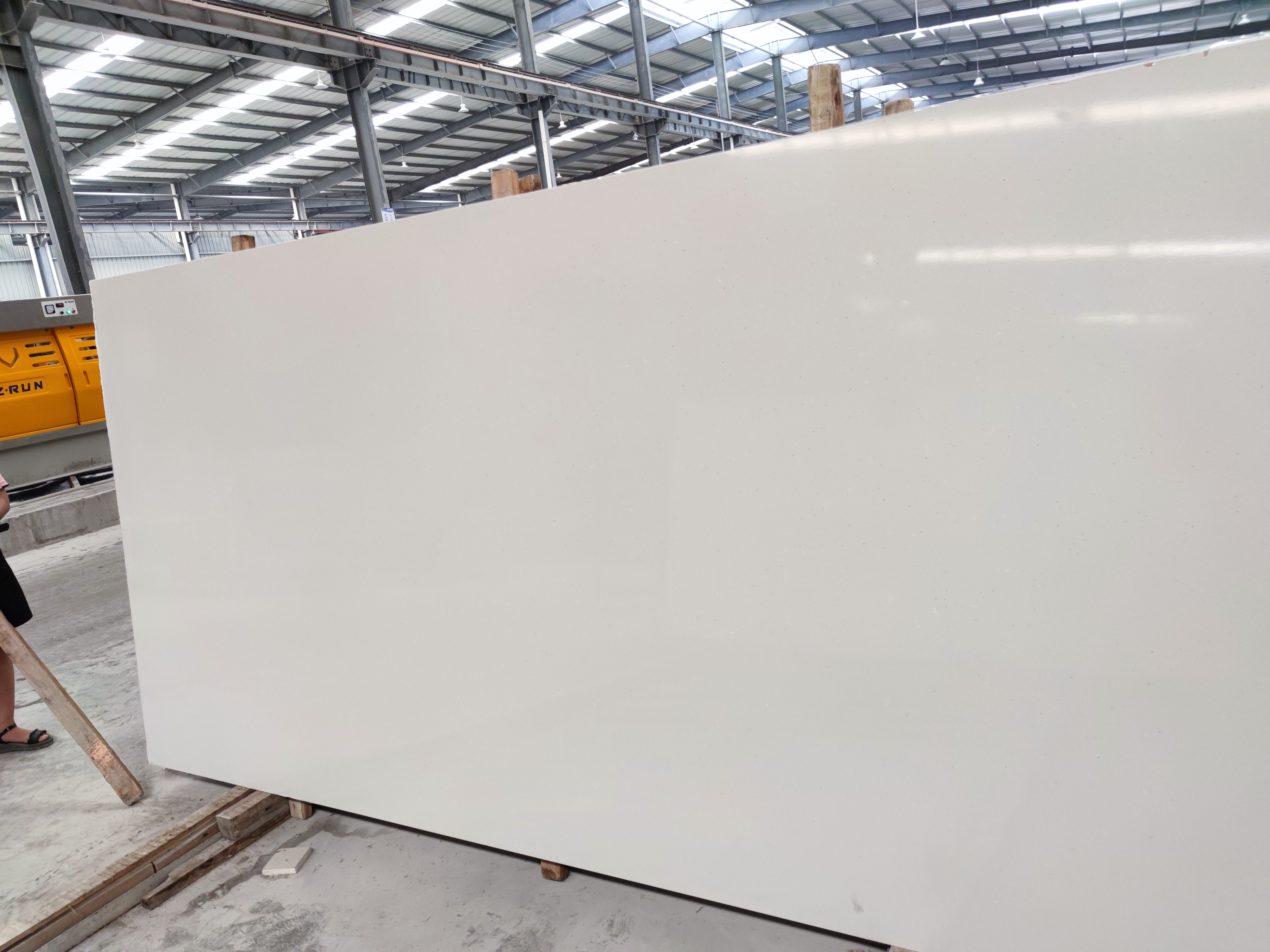4043 Fresh Concrete Marble Quartz Slab