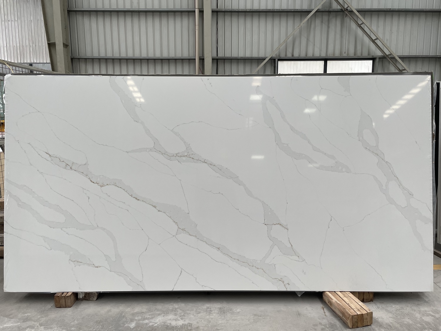  Quartz Slabs