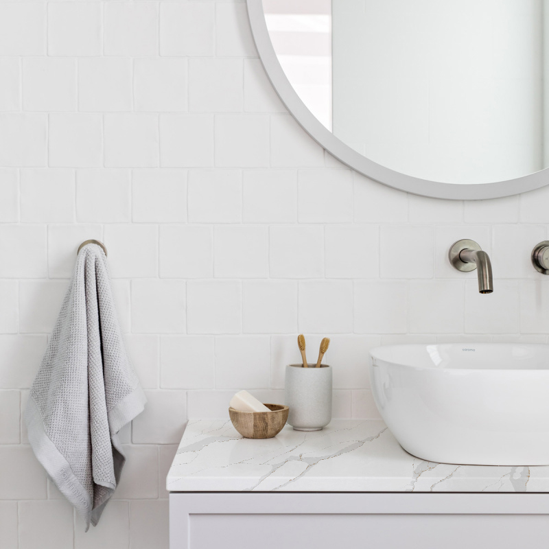 5057 Unique White Calacatta Quartz Slabs Wholesale