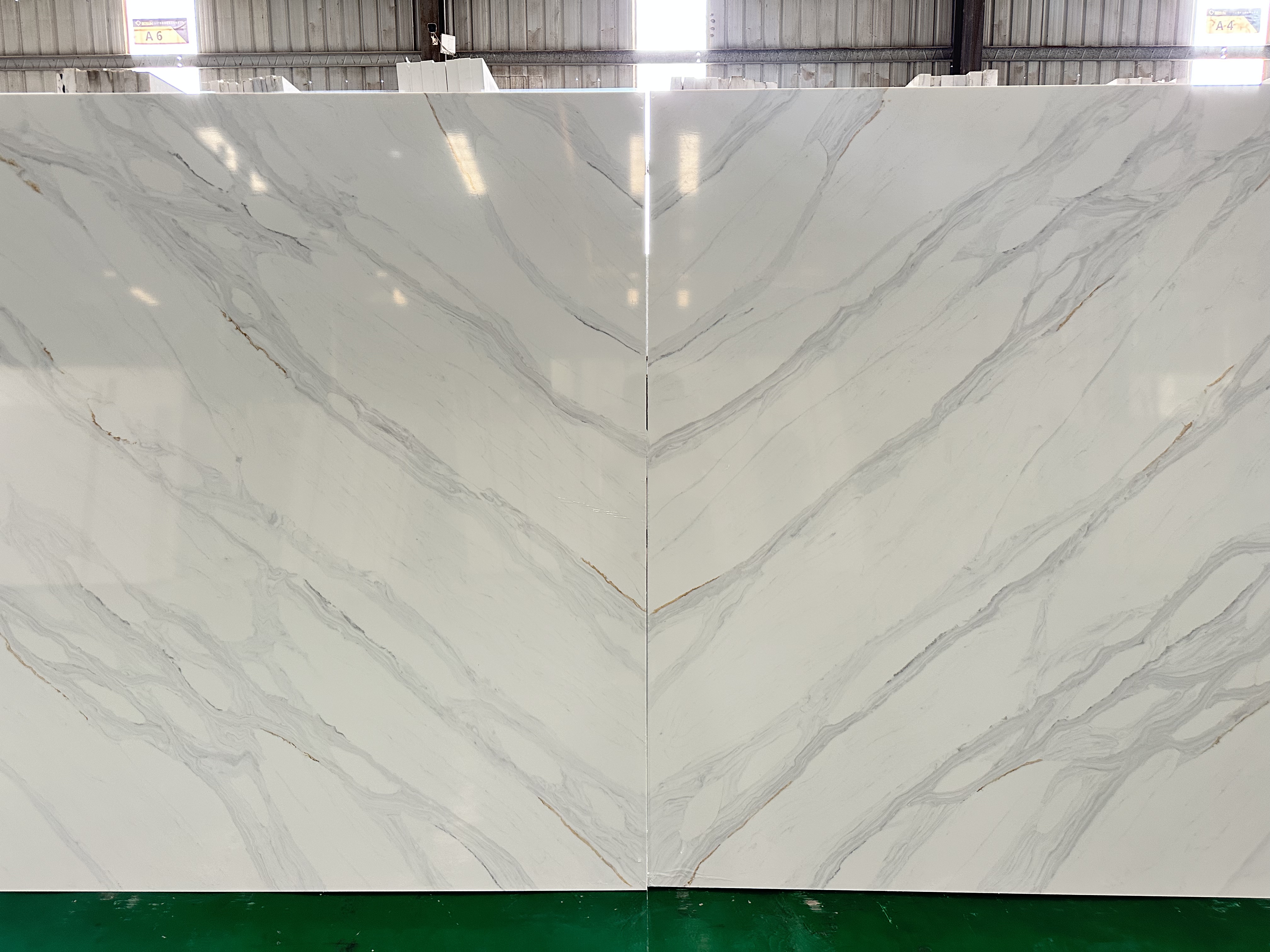  Quartz Slabs